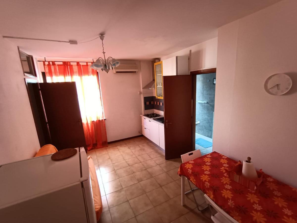 Monolocale Andrea Apartment Navacchio Ngoại thất bức ảnh