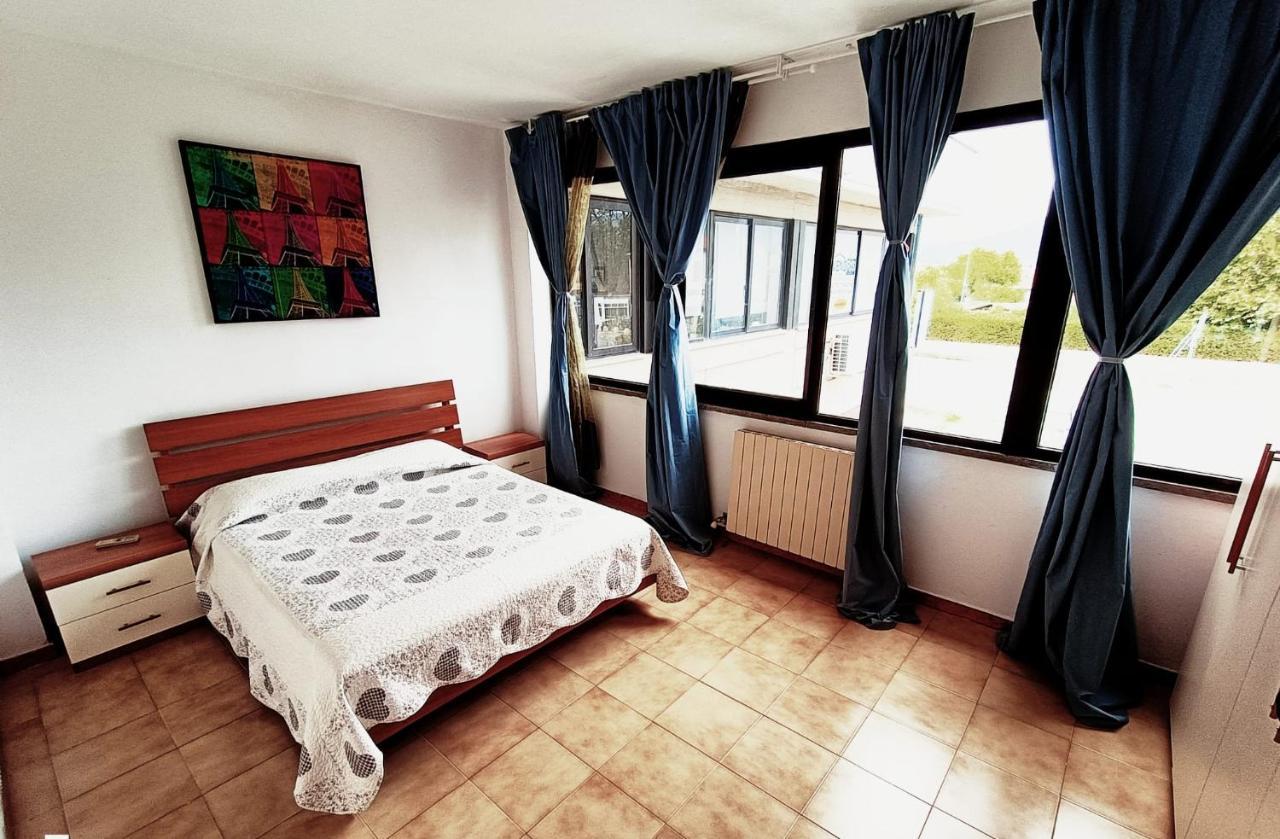 Monolocale Andrea Apartment Navacchio Ngoại thất bức ảnh